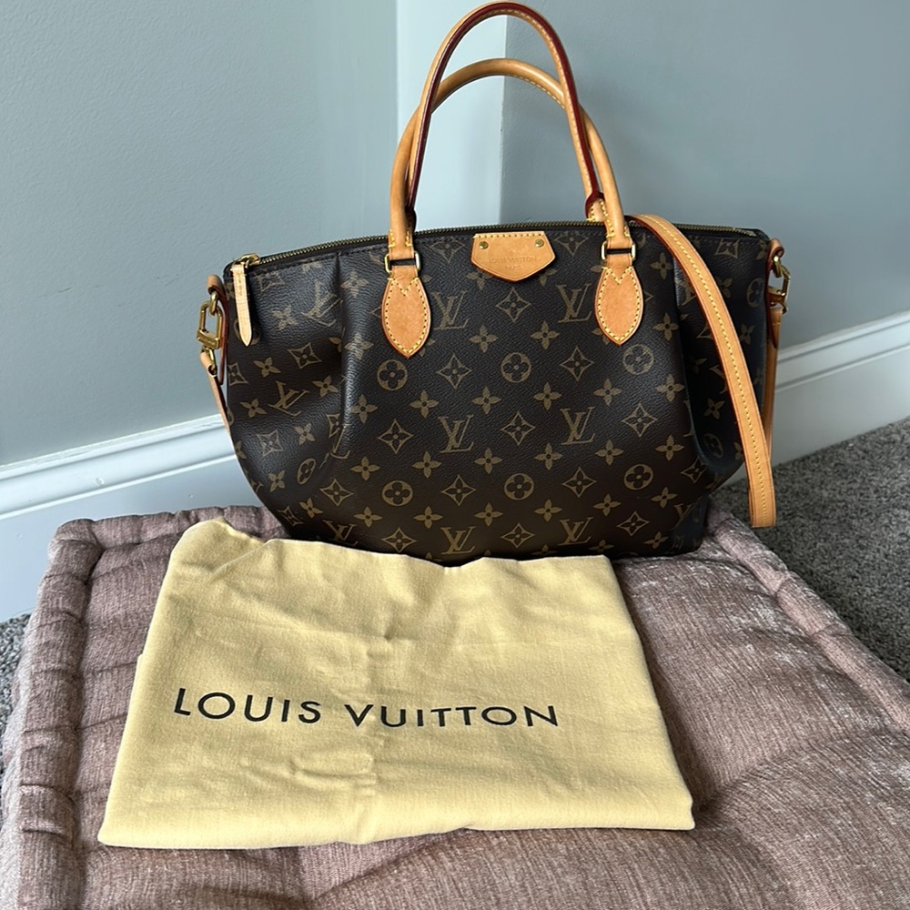 AUTHENTIC Retired Louis Vuitton Monogram Turenne MM